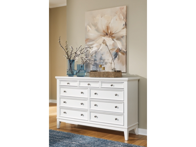 Trulani 9 Drawer Dresser | Ashley