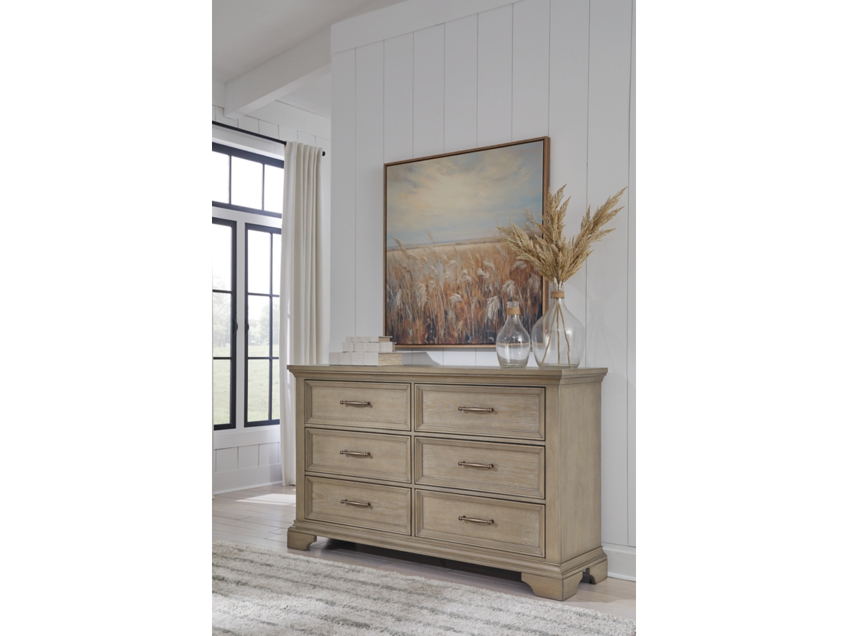 Vallardia 6 Drawer Dresser | Ashley