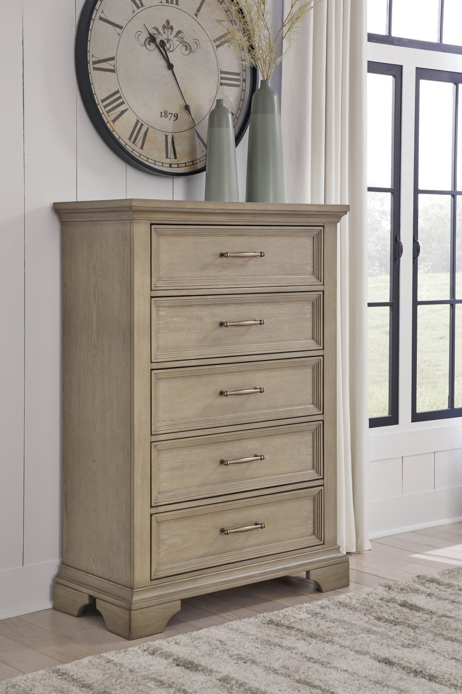 Vallardia Chest of Drawers - image 1