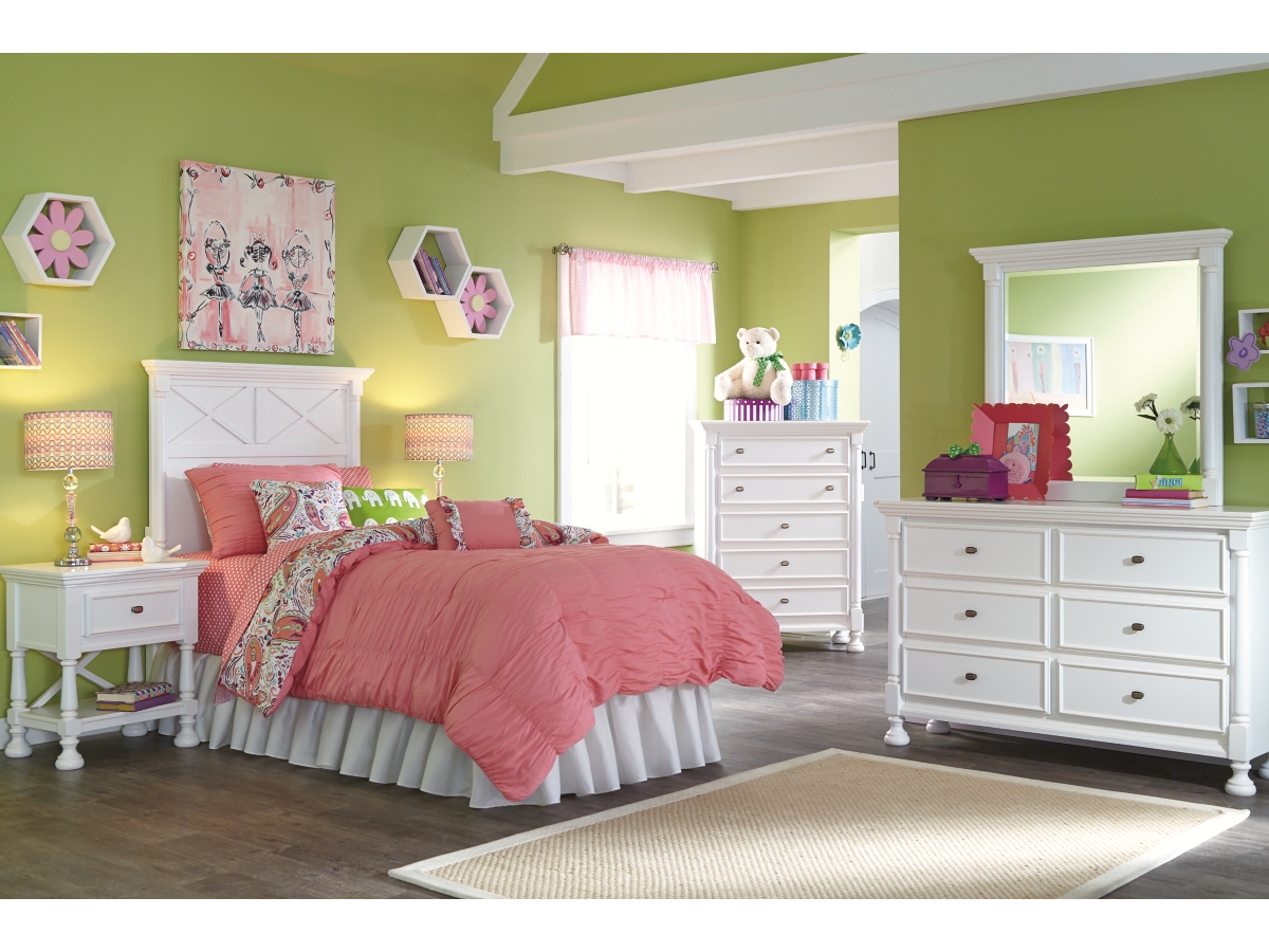 Kaslyn 6 Drawer Dresser Ashley