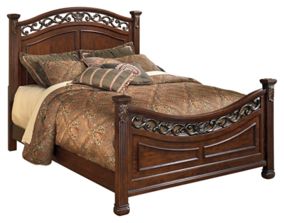 Leahlyn Queen Panel Bed, Warm Brown, large