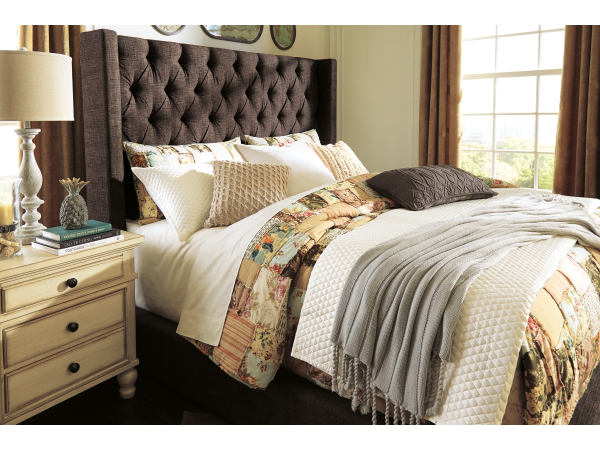 Norrister queen upholstered bed discount