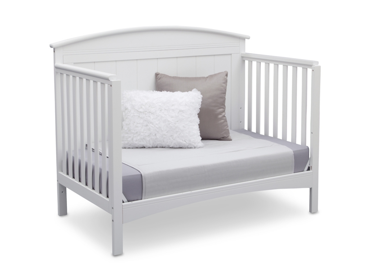 Delta crib set online