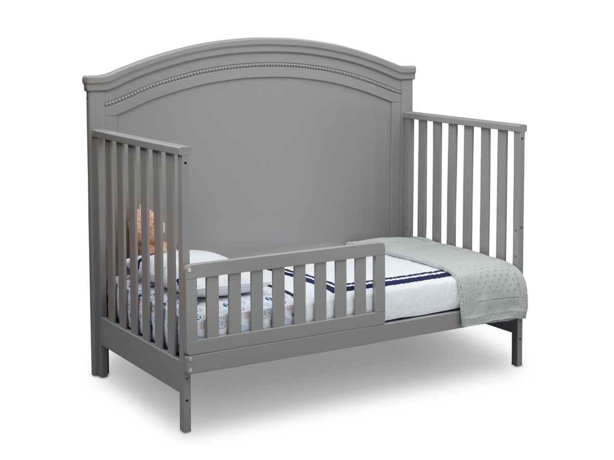Delta Children Simmons Kids Emma Convertible Crib N More Set