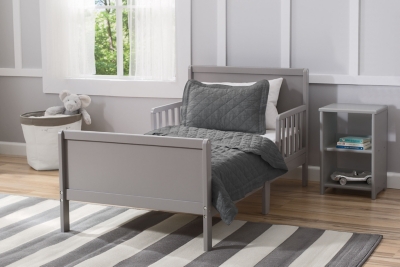 Delta Children Fancy Wood Toddler Bed, Gray