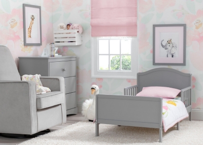 Grey Delta Children Bennett Toddler Bed