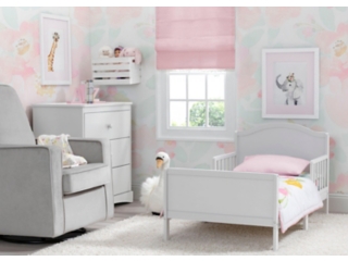 Delta Children Bennett Wood Toddler Bed