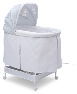 silent auto gliding deluxe bassinet