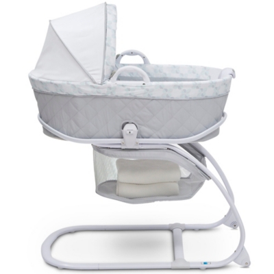 delta deluxe moses bassinet