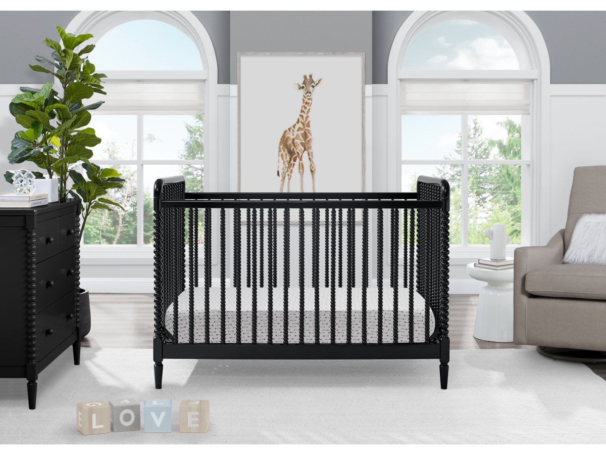 Delta Children Saint 4 in 1 Convertible Crib Ashley