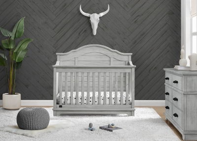 Delta cheap grey crib