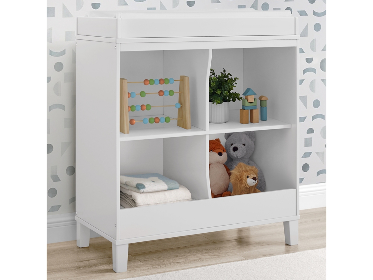 Delta Children Huck Convertible Changing Table Ashley