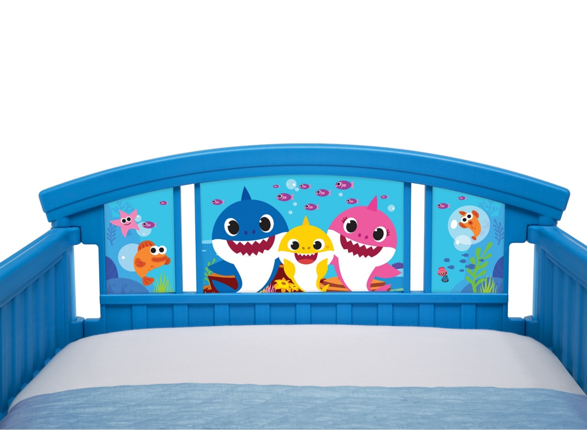 Baby plastic bed clearance
