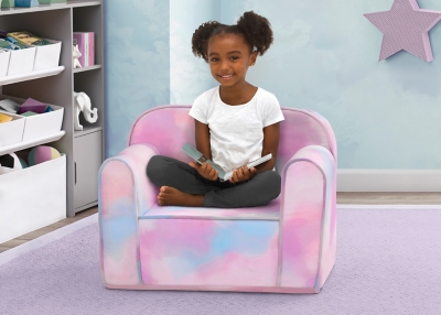 Delta Children Cozee Flip-Out Chair - 2-in-1 Convertible Chair to Lounger  for Kids, Blue Unicorn : : Home