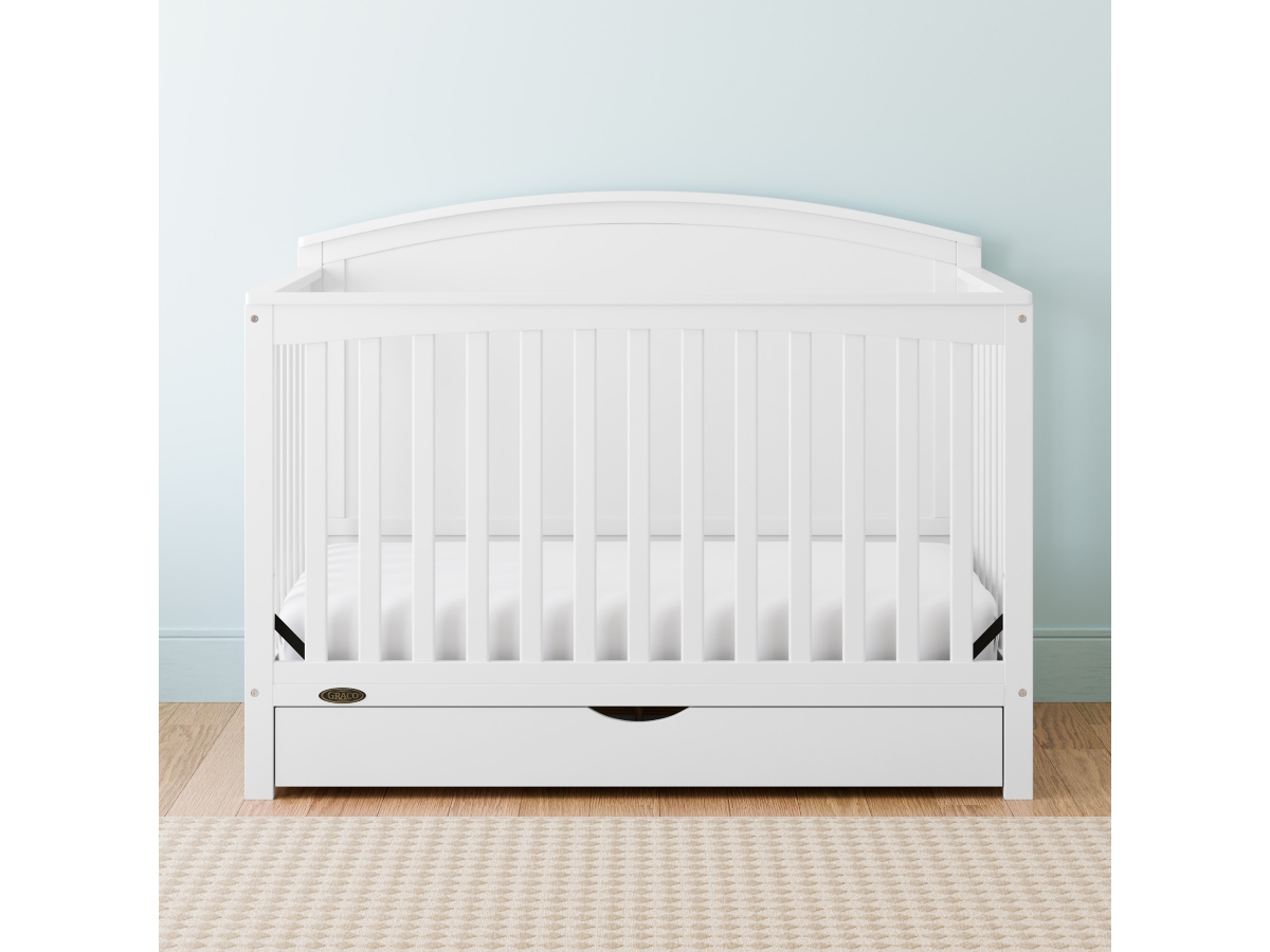 Graco Bellwood 5-in-1 Convertible Crib with Drawer