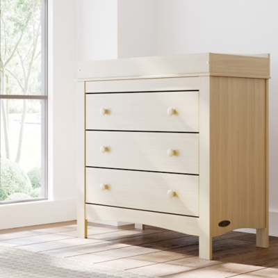 Graco Noah 3 Drawer Chest with Changing Topper