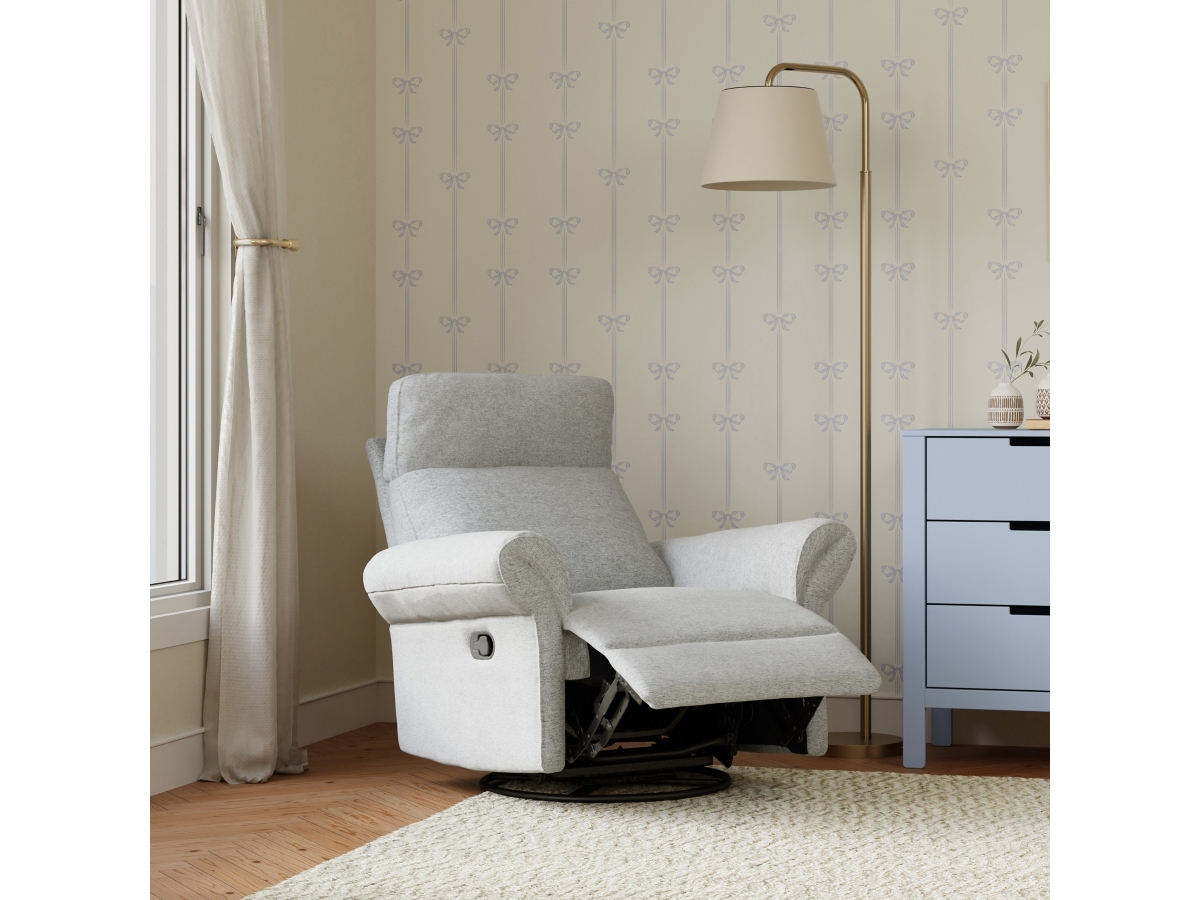 DaVinci Suzy Flex Manual Swivel Glider Recliner | Ashley
