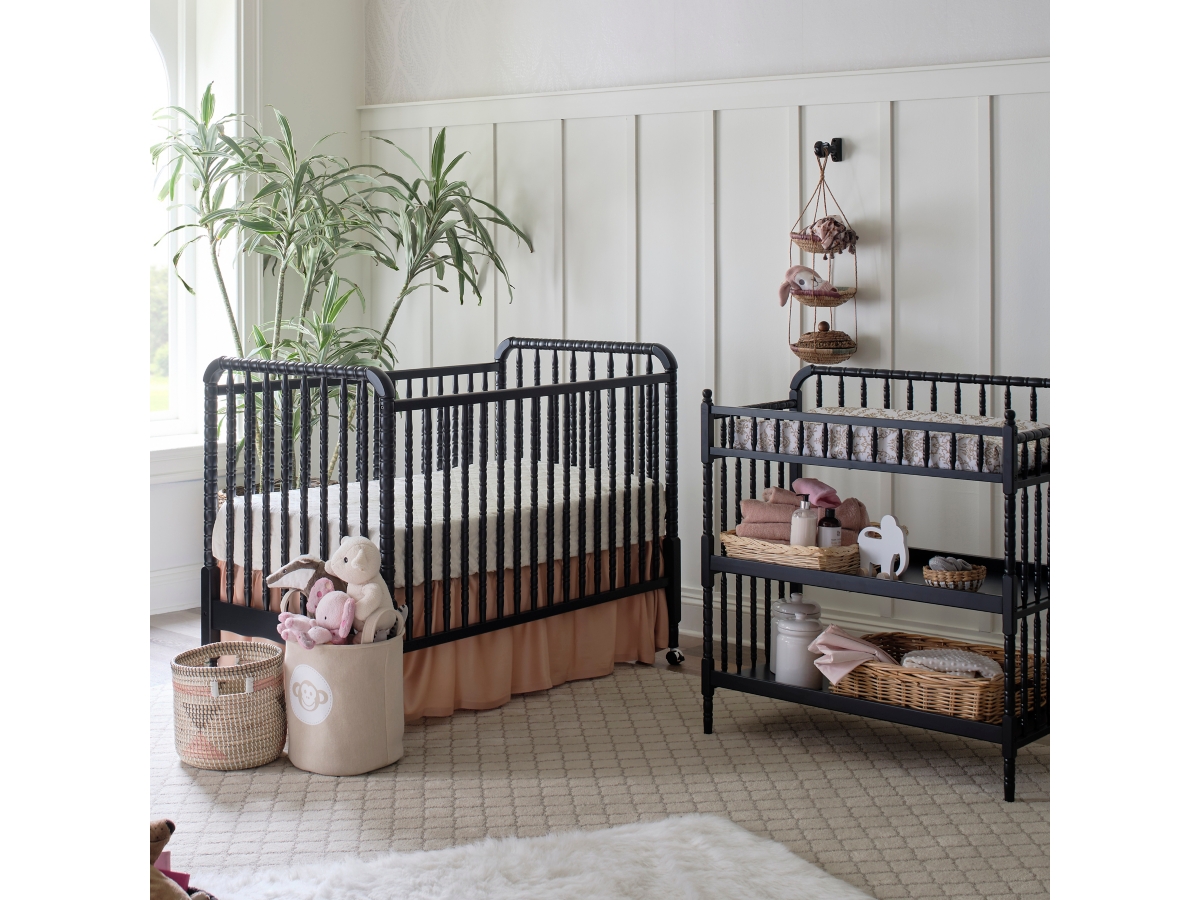 daVinci Jenny Lind Changing Table | Ashley