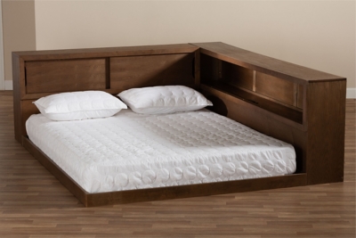 Dodelijk Verwaarlozing Extractie Erie Wood Queen Platform Storage Bed with Built-In Outlet | Ashley