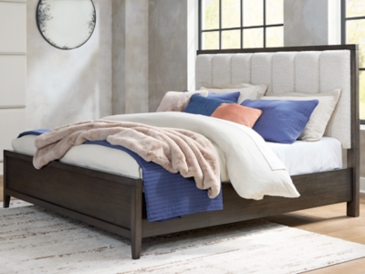 Westonfort King Upholstered Panel Bed, Espresso, rollover