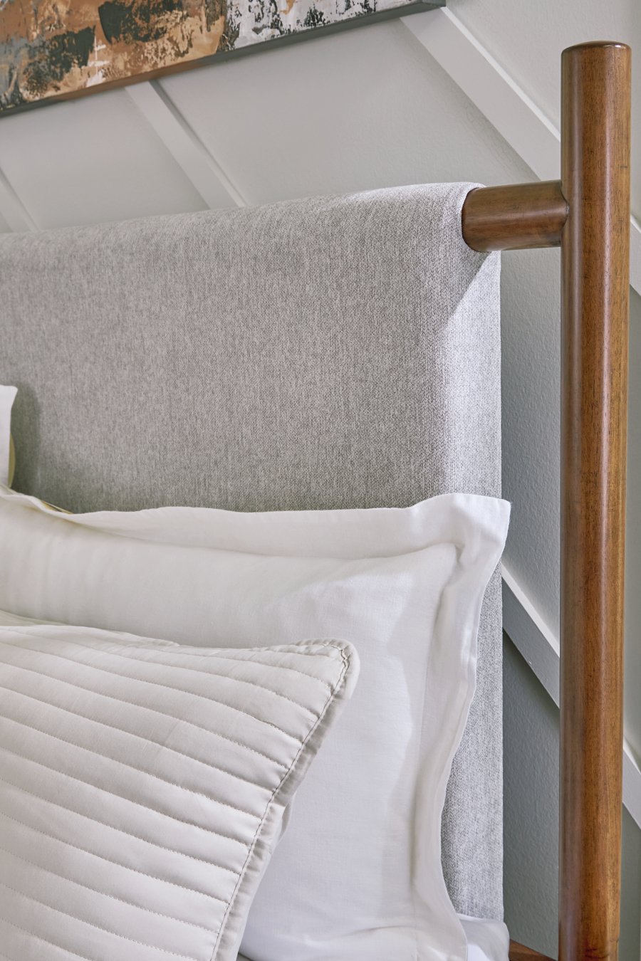 Lyncott Queen Upholstered Panel Bed - image 5