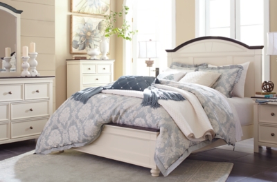 Woodanville Queen Panel Bed Ashley