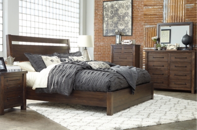 Starmore 5  Piece King  Master Bedroom  Ashley Furniture  