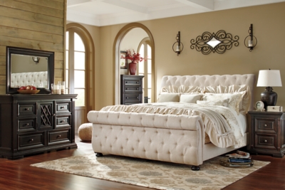 Willenburg Queen Upholstered Sleigh Bed Ashley Furniture