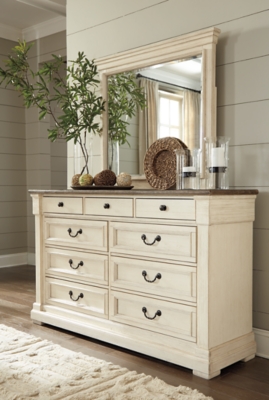 Bolanburg 9 Drawer Dresser and Mirror, Antique White