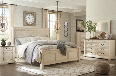 Bolanburg Queen Panel Bed with Dresser, Antique White, rollover