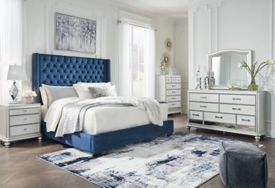 Coralayne Queen Upholstered Bed with Mirrored Dresser, Blue, rollover
