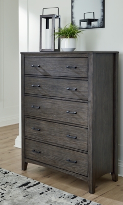 Montillan 5 Drawer Chest of Drawers, Grayish Brown