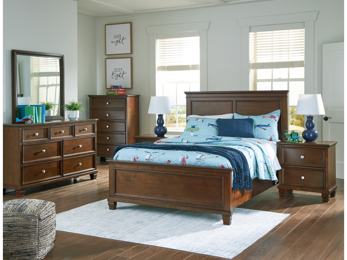 Signature Design by Ashley Danabrin Queen Panel Bed with Mirrored Dresser, Chest and 2 Nightstands - Full