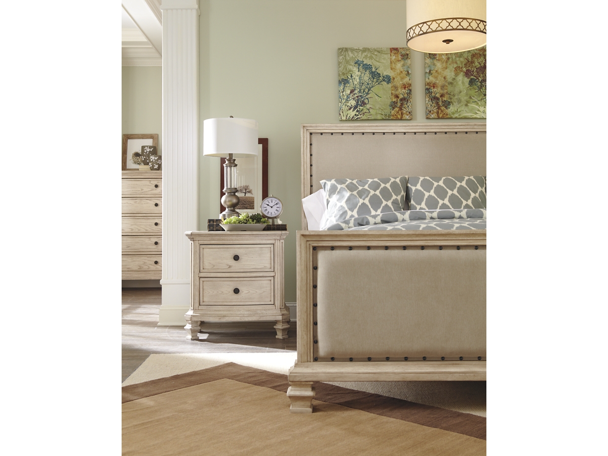 Demarlos King Upholstered Bed Ashley