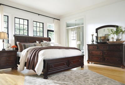 Porter Sleigh Bed with Mirrored Dresser and Chest