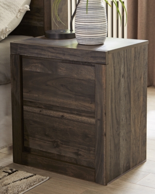 Vay Bay Nightstand