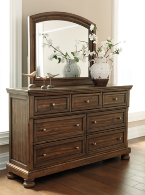 Flynnter 7 Drawer Dresser and Mirror, Medium Brown