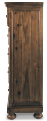 Flynnter Chest of Drawers