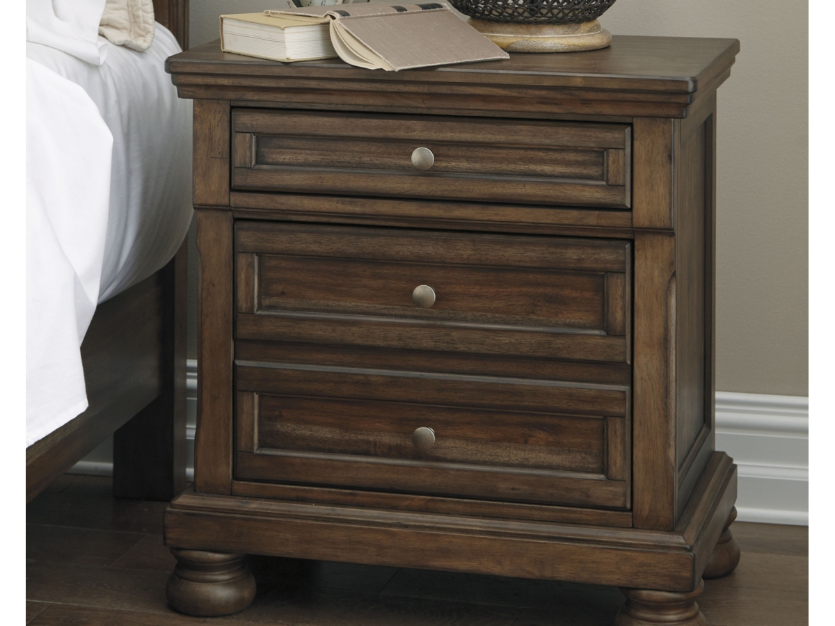Flynnter Nightstand - Medium Brown