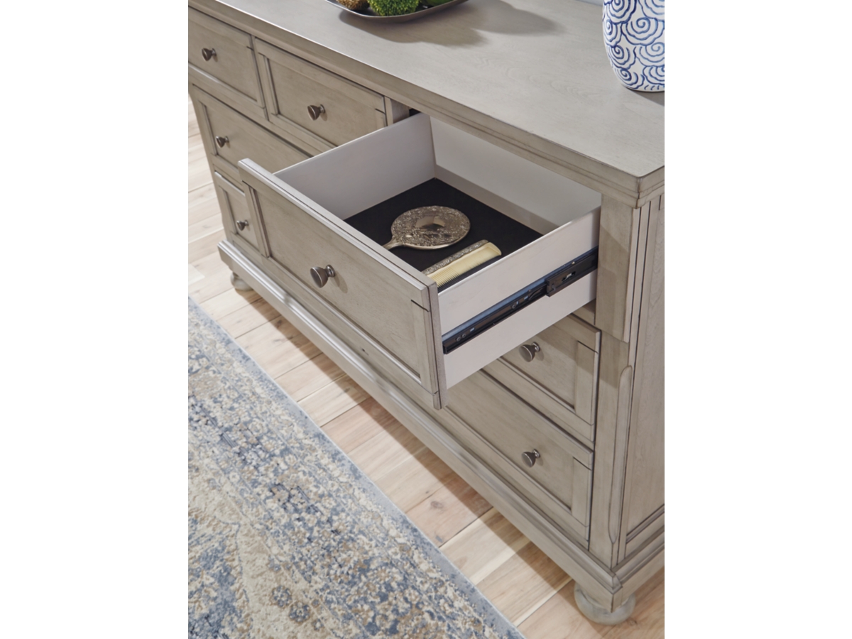 Lettner Dresser - Light Gray Lettner Dresser - Light Gray
