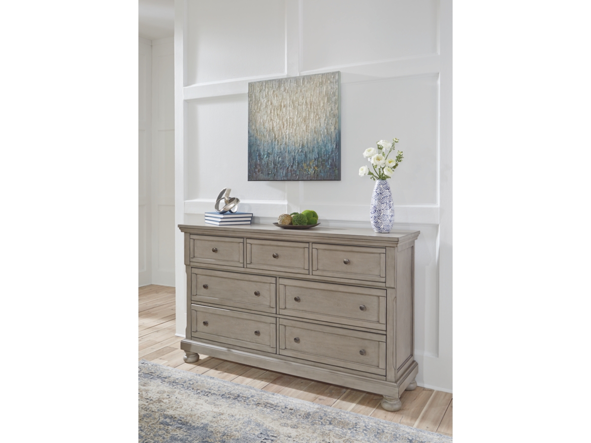 Lettner Dresser - Light Gray