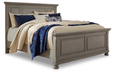 Lettner Queen Panel Bed