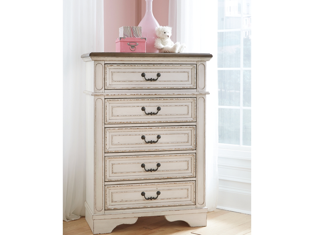 Ashley furniture chest of outlet drawers