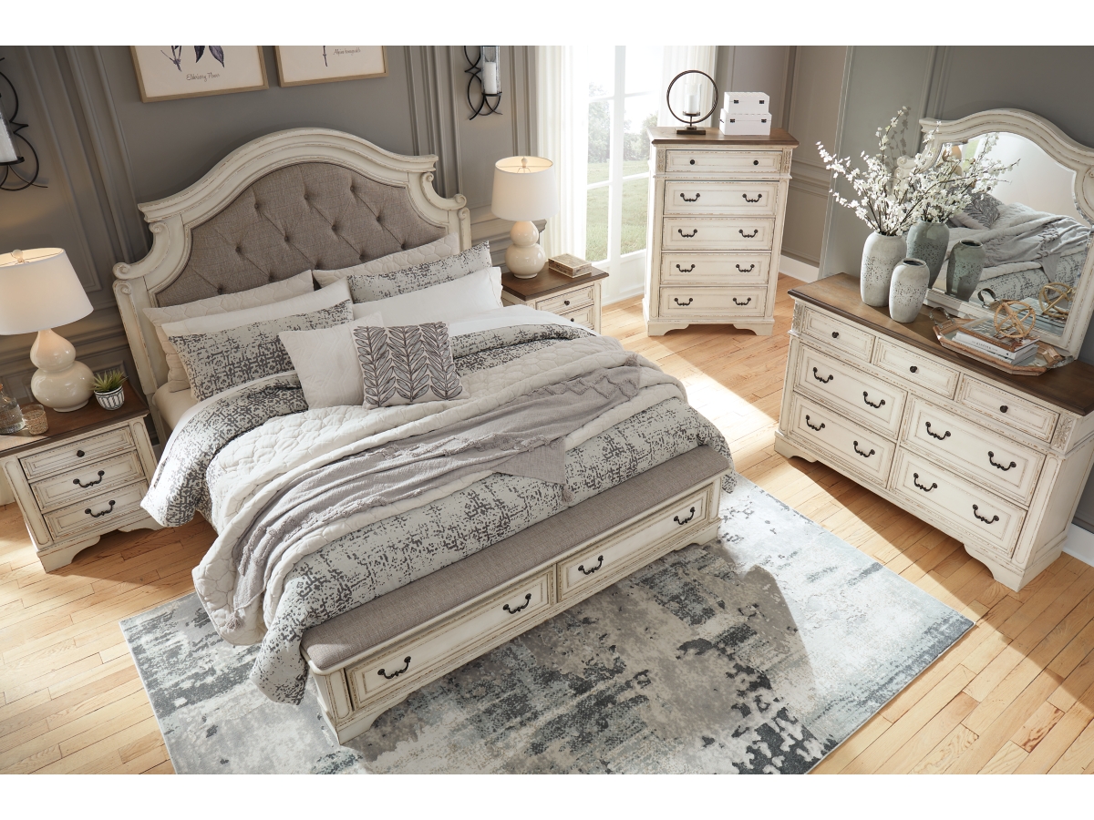 Realyn Storage Bed