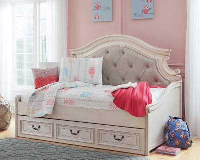 ashley furniture girls bedroom