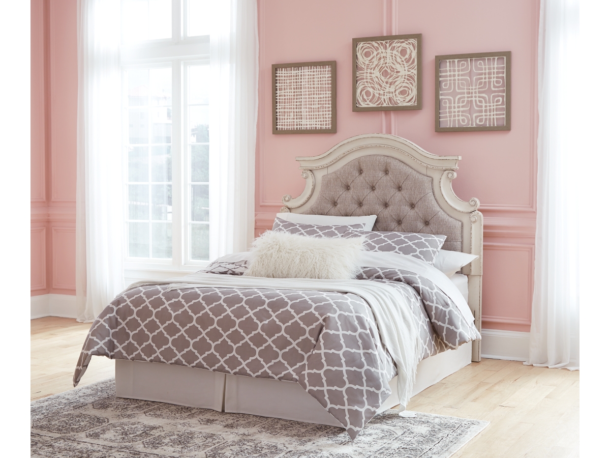 Realyn Full Headboard - Chipped White Realyn Full Headboard - Chipped White