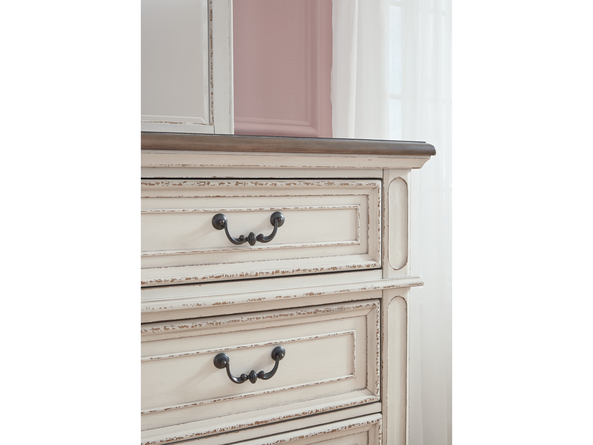 Image 1 of Realyn Upholstered Bedroom group