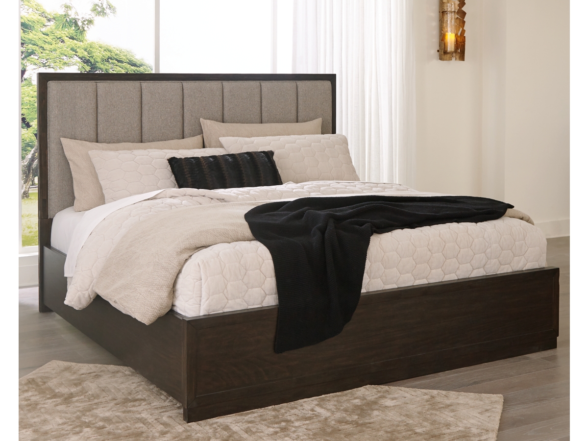 Wyndahl queen deals upholstered panel bed