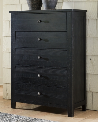 Noorbrook Chest of Drawers