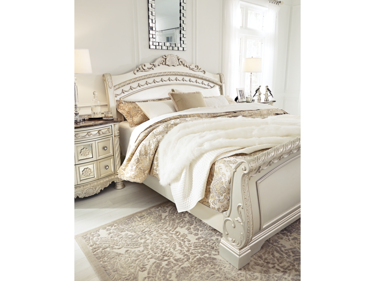 Cassimore King Sleigh Bed Ashley